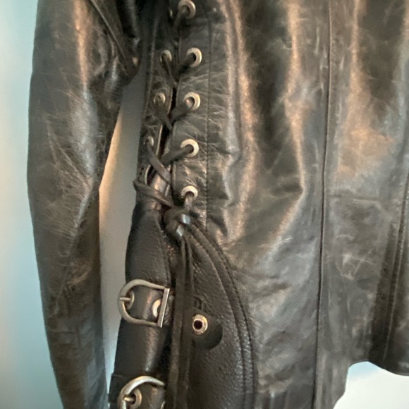 Like New Genuine Leather Harley Davidson Jacket 🏍 - Picture 5 of 12